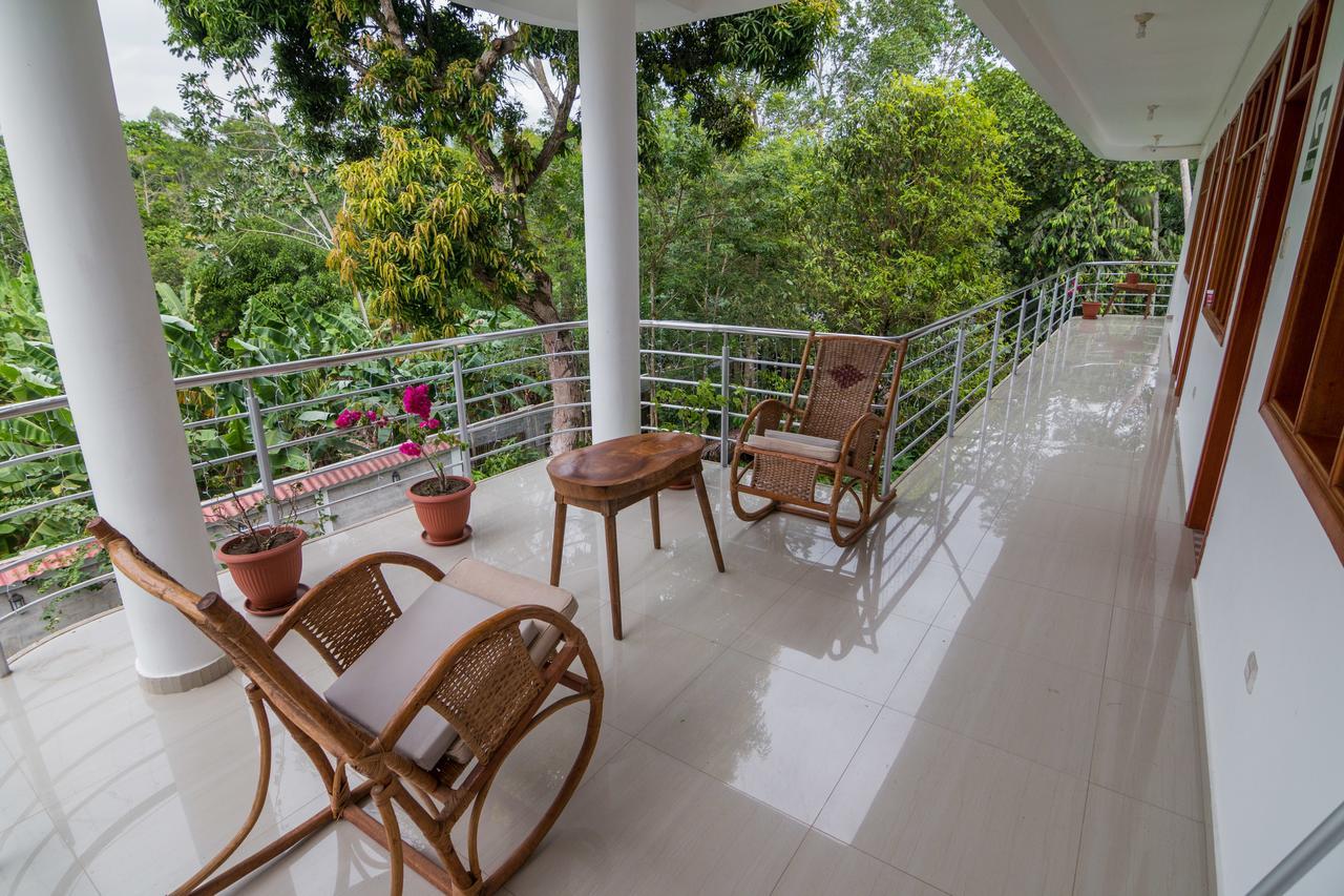 La Floresta Tarapoto Hostal Exterior photo